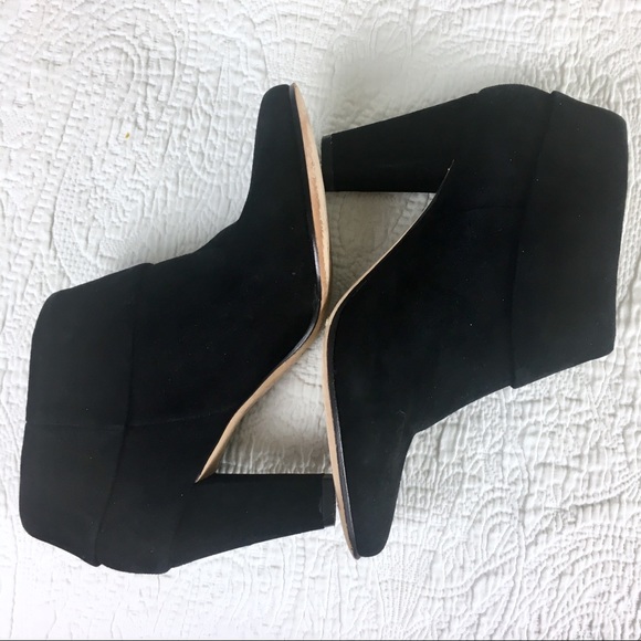 Kate Spade Booties Black Suede Cuffed Heel - Picture 4 of 5